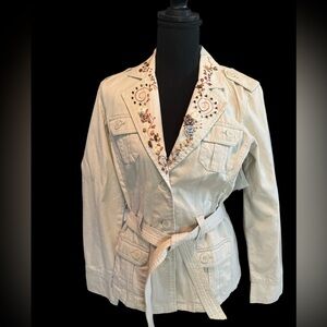 NWOT French Cuff Cream Belted Jacket with Embroidery | Size M